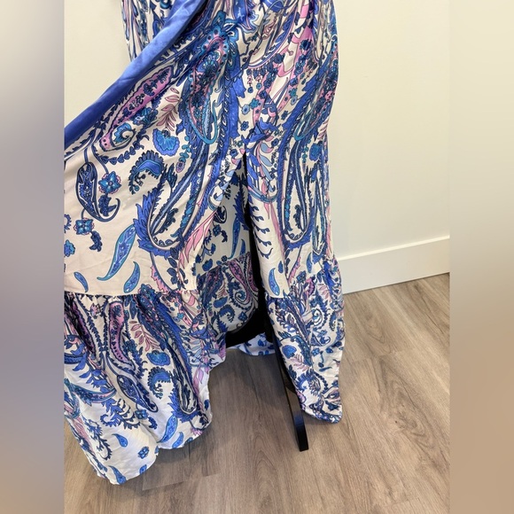 Anany Maxi V-Neck Coin on Collar Belted Short Sleeve with Slit Dress (S) - Picture 7 of 10